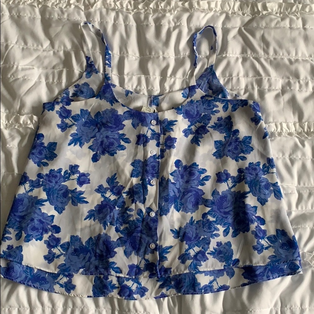Flowing flower Tank